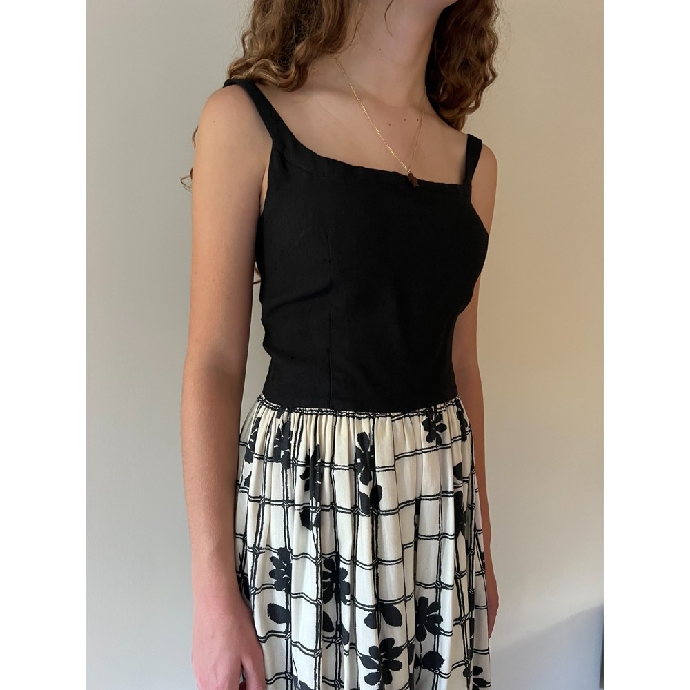 1950s Vintage Black White Linen Maxi Dress | Daisy Check Daisies Print | Size M